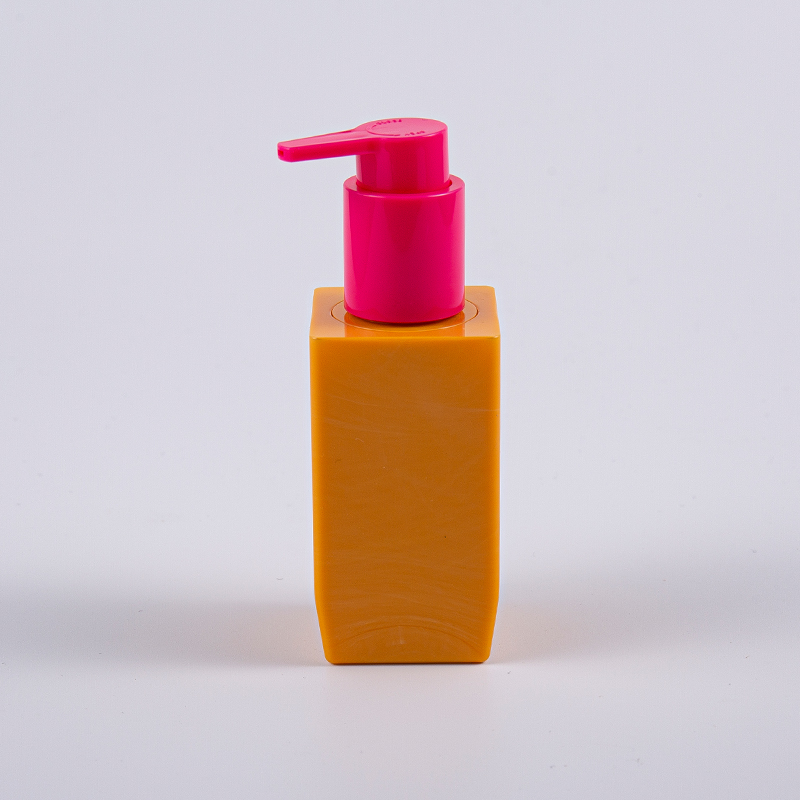 Multiplex Color Option Square Figura 50ml PETG Creber Wall Lotion Utrem Cum Plastic Pump Multiplex Color Option Square Figura 50ml PETG Creber Wall Lotion Utrem Cum Plastic Pump